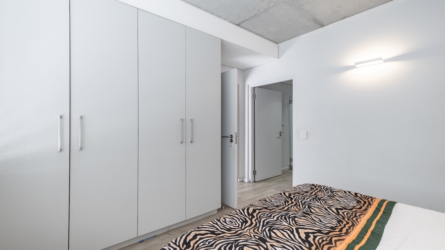 To Let 1 Bedroom Property for Rent in Woodstock Western Cape